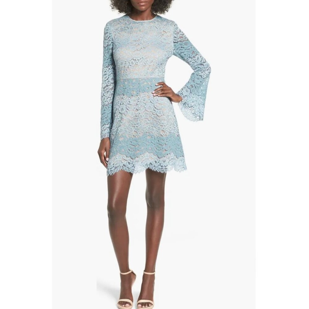 WAYF Womens Dream Lover Bell Sleeve Skater Dress Blue Floral Lace size XS